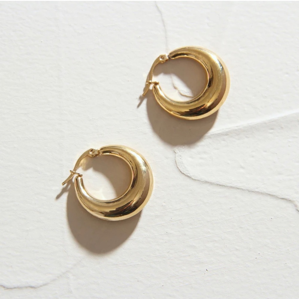 3 for $30 ✨ 18k Gold Plated Hoops